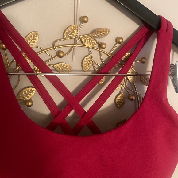 Lululemon Energy Bra Medium Support size 6  tank top - Picture 4 of 7